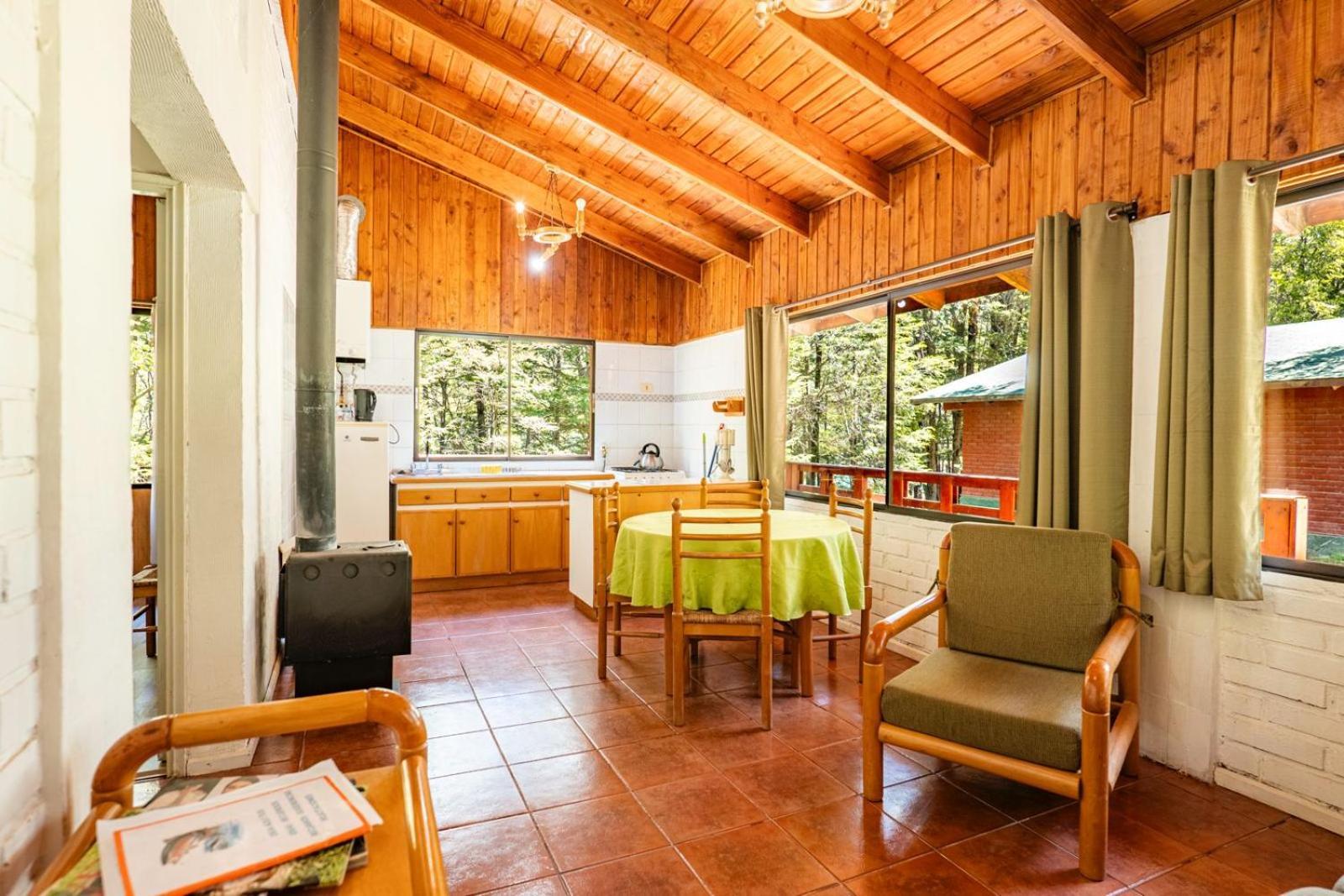 Cabanas Rapidos Del Rio Baker Puerto Bertrand ภายนอก รูปภาพ