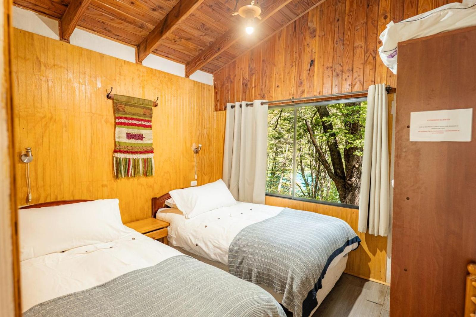 Cabanas Rapidos Del Rio Baker Puerto Bertrand ห้อง รูปภาพ
